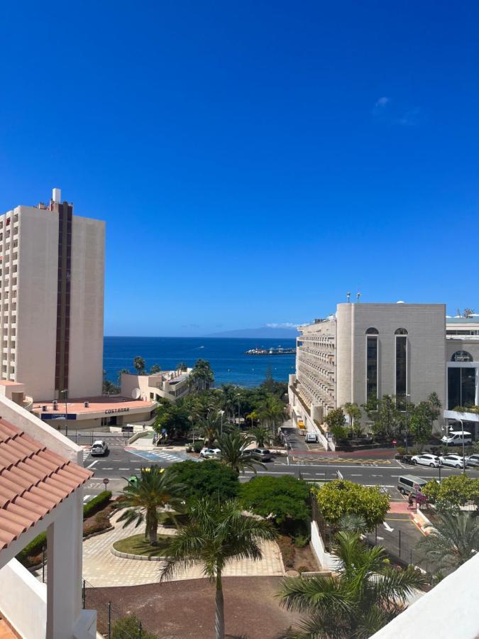 Sea View Penthouse With Large Terrace Daire Los Cristianos  Dış mekan fotoğraf