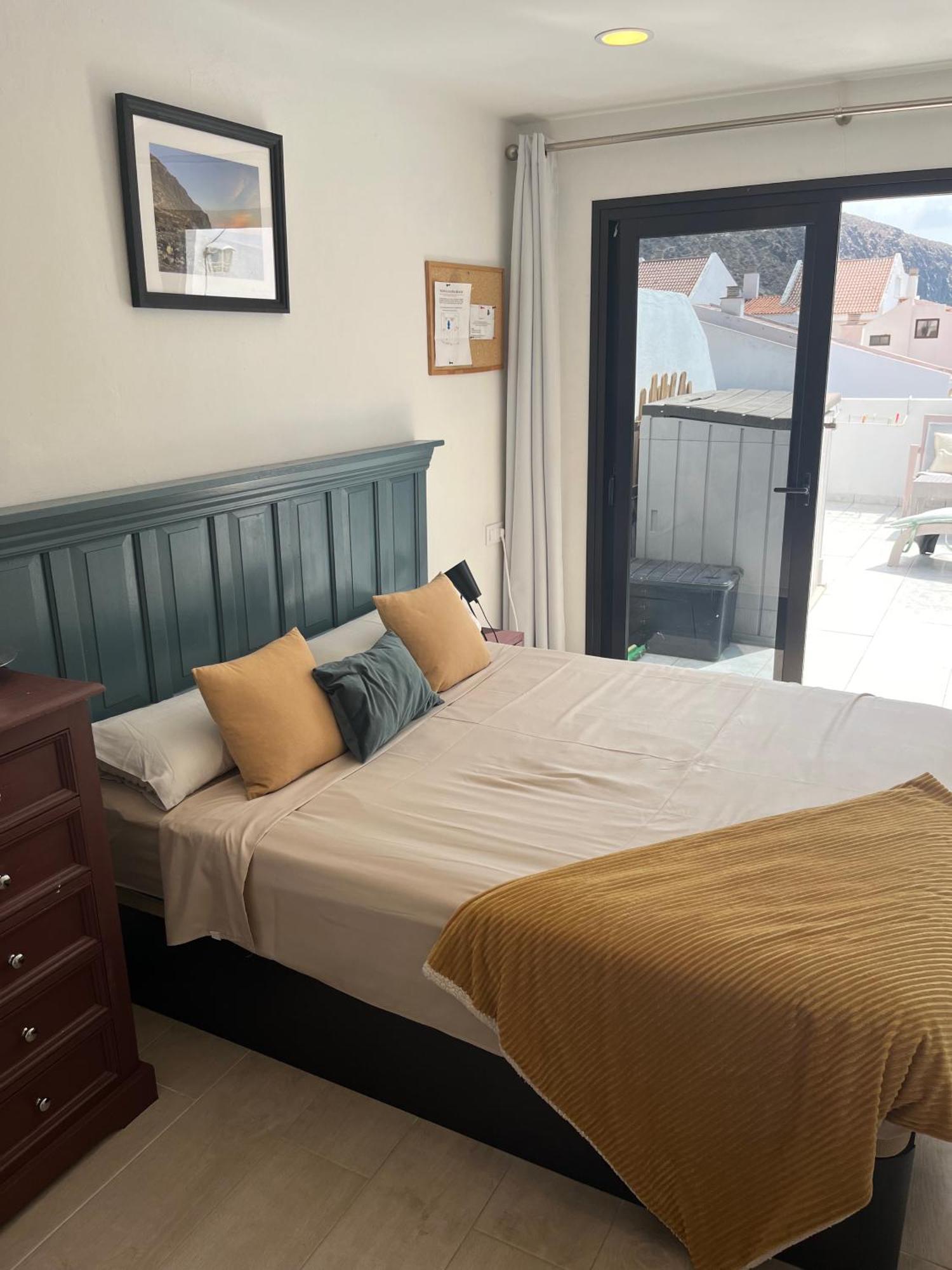 Sea View Penthouse With Large Terrace Daire Los Cristianos  Dış mekan fotoğraf