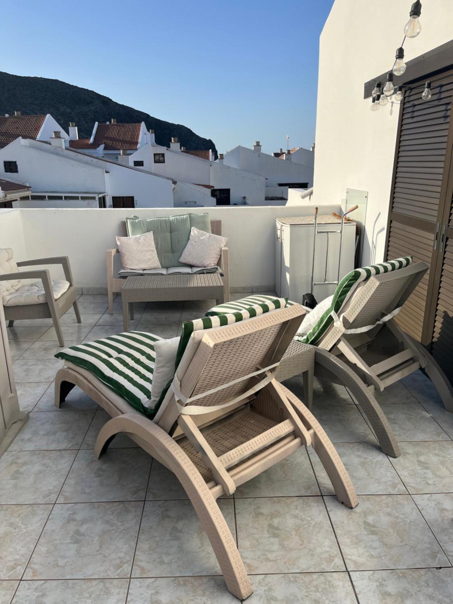 Sea View Penthouse With Large Terrace Daire Los Cristianos  Dış mekan fotoğraf
